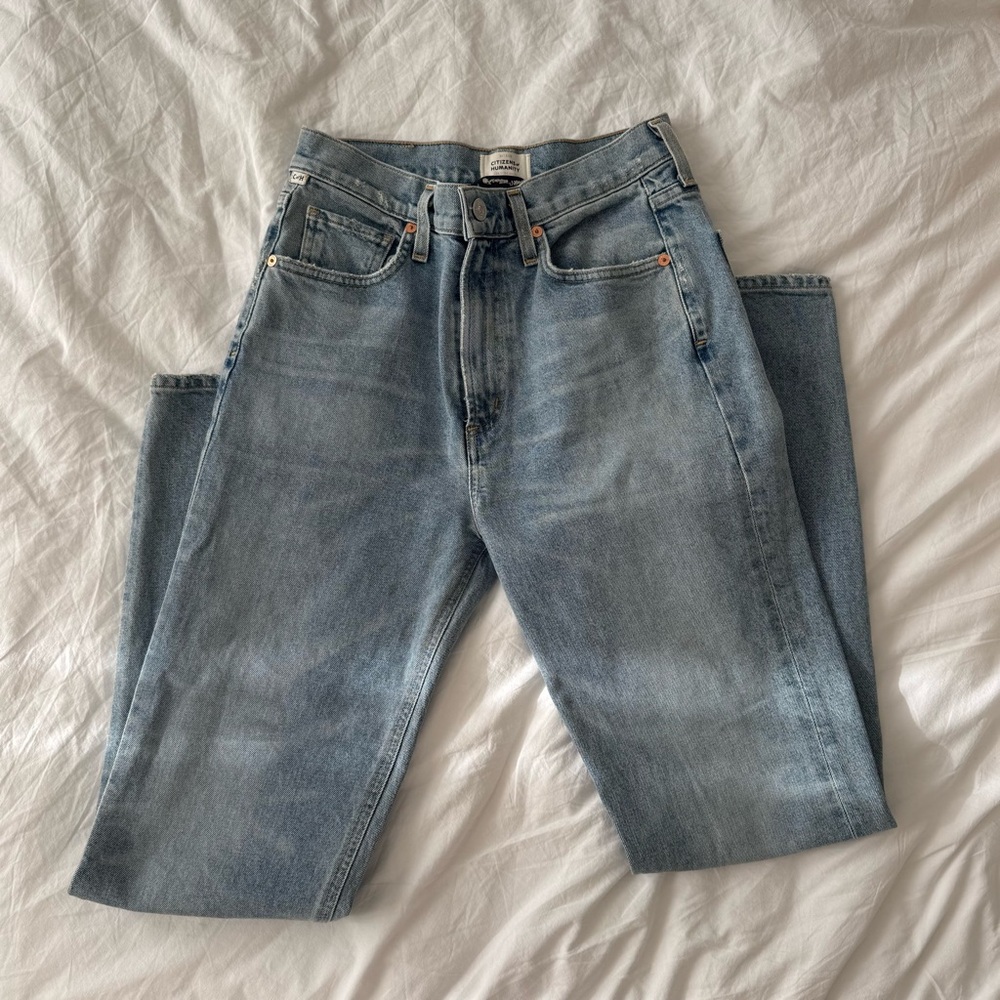 Citizens of Humanity “Daphne”  Blue Denim Jeans